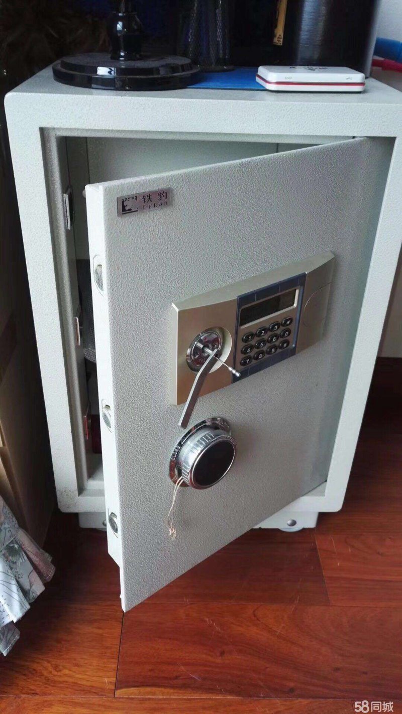 寻找可靠开锁师傅：一把钥匙解决问题